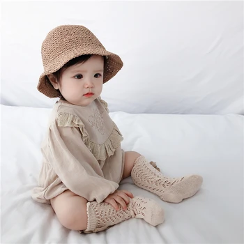 Baby Girl bawełna haft lniany kombinezon z koronki kapeluszem dziecko z długim rękawem beżowy kombinezon dziecko Południowa jednoczęściowy kombinezon