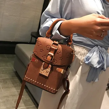 Luksusowa torba dla kobiet nowe nity zakłady torba moda damska kopertówka mini skrzynia Crossbody bag marki Messenger Bag Lady