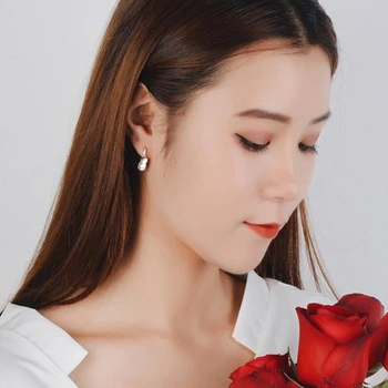 Temperament koreański wykwintne mini świeże przez cały srebra próby 925 osobowość moda damska kolczyki kolczyki SEA370